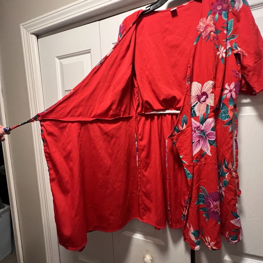 Old Navy Red Pink Green Tropical Floral Wrap Dress Bell Sleeve Size Medium - Picture 6 of 13